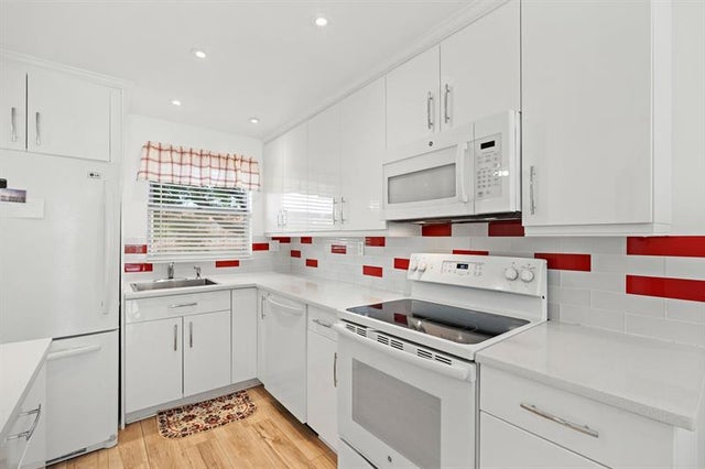 2 of 21 - 9660 Sunrise Lakes Blvd 208, Sunrise, FL