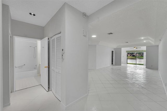 5 of 33 - 8347 Sunmeadow Lane 8347, Boca Raton, FL