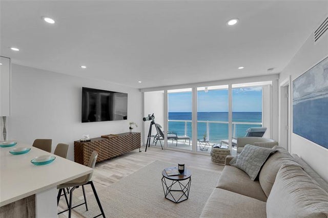 2 of 72 - 1057 Hillsboro Mile 612, Hillsboro Beach, FL