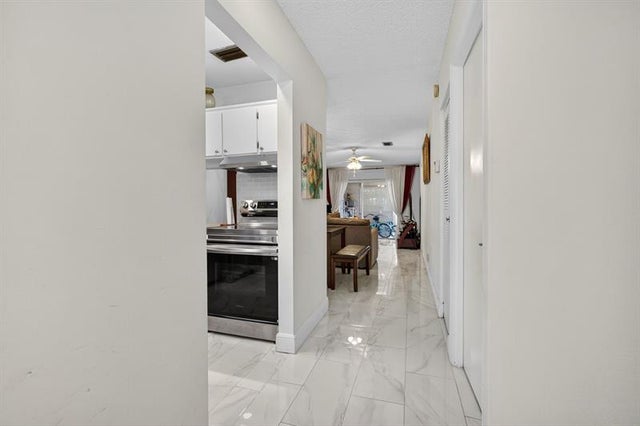 4 of 30 - 224 Lake Constance Drive #224, West Palm Beach, FL