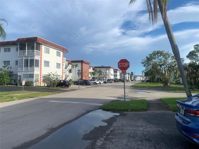 2 of 8 - 1490 Nw 43rd Ave 310, Lauderhill, FL