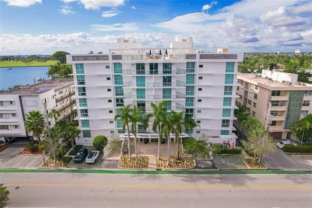 3 of 37 - 9400 W Bay Harbor Dr 202, Bay Harbor Islands, FL