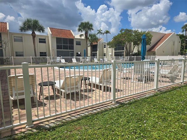 1 of 26 - 1428 Se 4th Ave 107, Deerfield Beach, FL