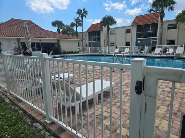 2 of 26 - 1428 Se 4th Ave 107, Deerfield Beach, FL