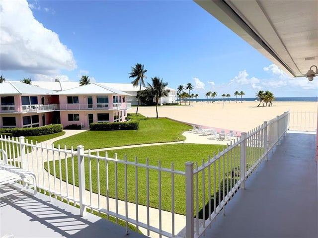 4 of 14 - 1922 S Ocean Ln 20, Fort Lauderdale, FL