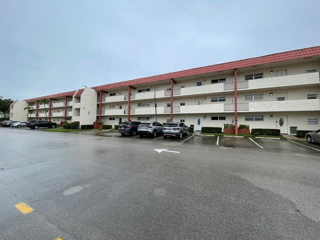 2 of 99 - 361 S Hollybrook Dr 103, Pembroke Pines, FL