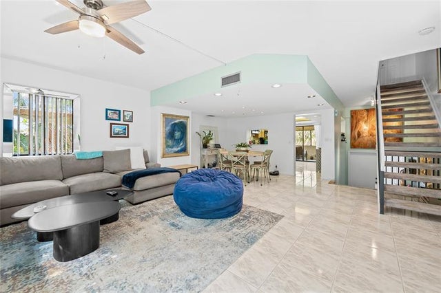 4 of 28 - 3225 Ne 13th St 201, Pompano Beach, FL