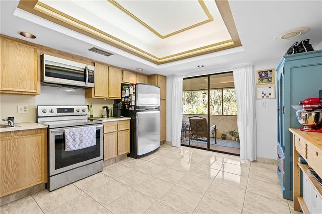 5 of 28 - 3225 Ne 13th St 201, Pompano Beach, FL