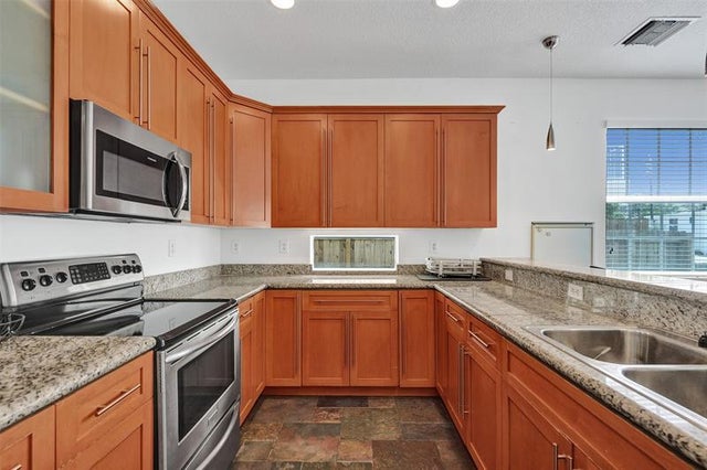 1 of 45 - 816 S Riverside Dr 816, Pompano Beach, FL