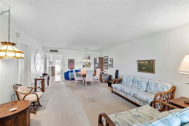 5 of 25 - 7664 Nw 18th St 302, Margate, FL