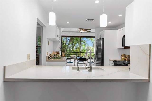 5 of 42 - 7535 La Paz Blvd 301, Boca Raton, FL