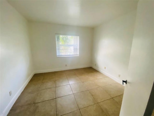 5 of 7 - 495 Se 8th St 137, Deerfield Beach, FL