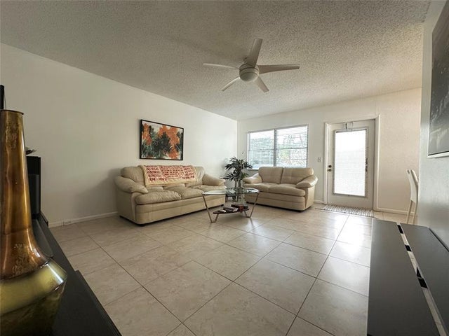 4 of 60 - 53 Tilford C 53, Deerfield Beach, FL