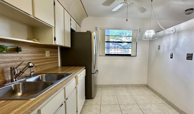 4 of 29 - 6090 N Sabal Palm Blvd 108, Tamarac, FL