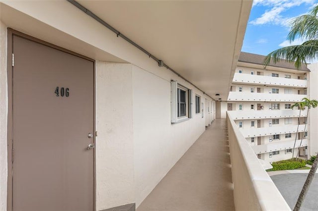 3 of 57 - 390 N Federal Hwy 406, Deerfield Beach, FL