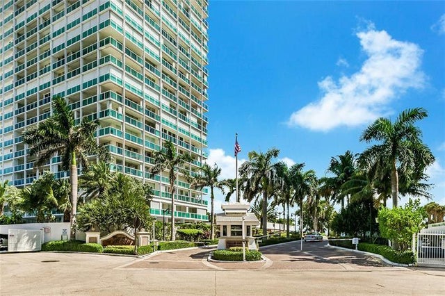 2 of 27 - 2100 S Ocean Ln 709, Fort Lauderdale, FL