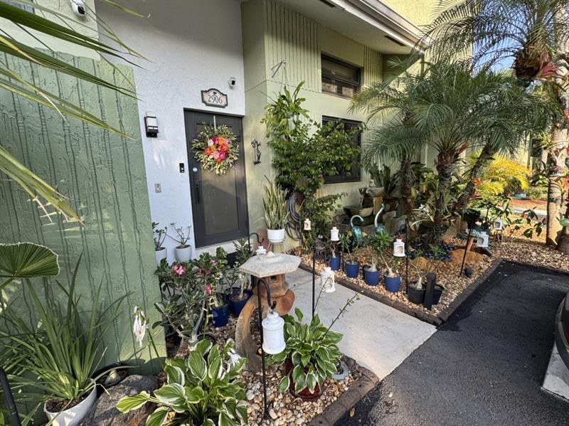 Photo of Listing #F10523460