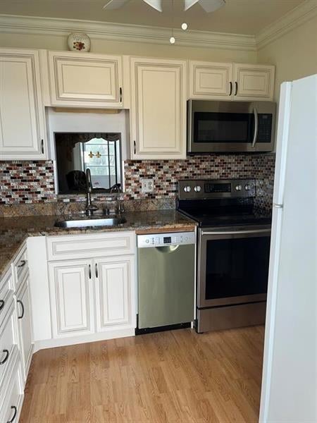 5 of 12 - 2191 Ne 1st Ct 202, Boynton Beach, FL