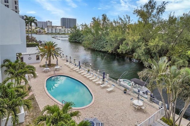 3 of 30 - 2860 Ne 14th Street Cswy 405 D, Pompano Beach, FL