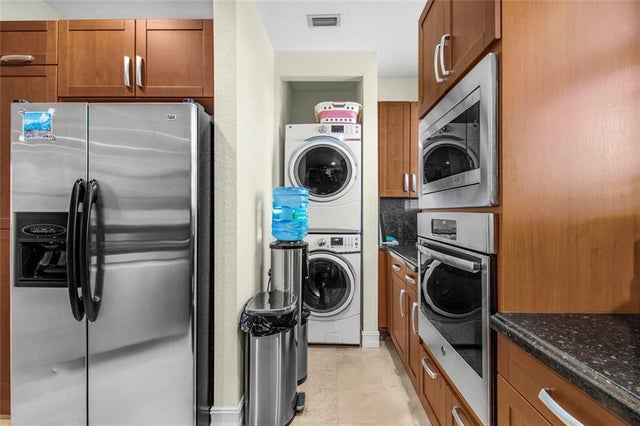 4 of 57 - 3240 Ne 13 St 3240, Pompano Beach, FL