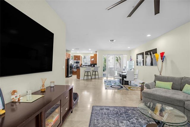 5 of 57 - 3240 Ne 13 St 3240, Pompano Beach, FL