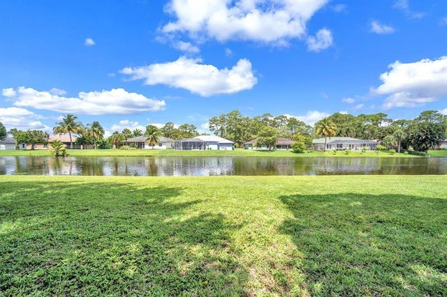 5 of 36 - 12025 W Greenway Drive 104, Royal Palm Beach, FL