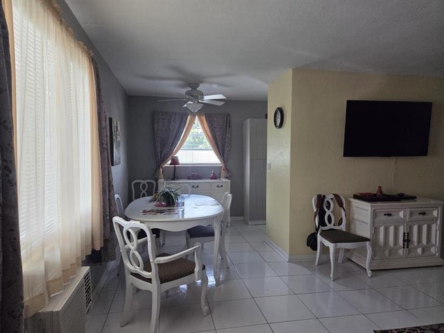 4 of 29 - 15610 Ne 6th Ave 29c, Miami, FL