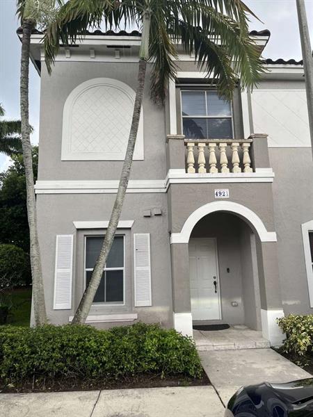 4921 Sw 140th Ter 1, Miramar