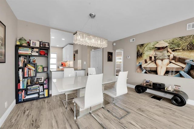 5 of 28 - 1200 Sw 12th St 217, Fort Lauderdale, FL