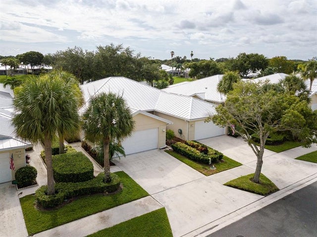 2 of 38 - 1654 Sw Waterfall Blvd, Palm City, FL