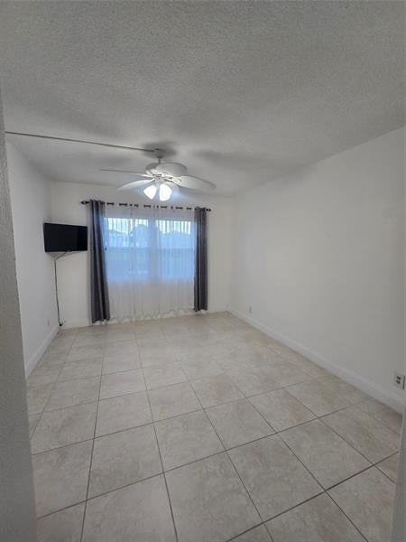 5 of 25 - 251 S Golf Blvd 187, Pompano Beach, FL