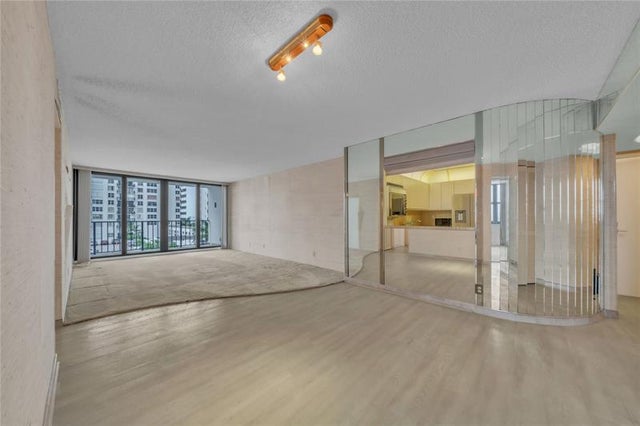 2 of 60 - 2401 S Ocean Dr 505, Hollywood, FL