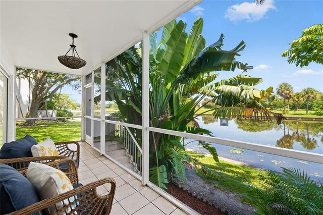 1 of 27 - 3581 Inverrary Dr 104, Lauderhill, FL