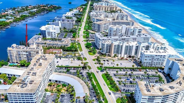 1 of 26 - 3581 S Ocean Boulevard 3b, South Palm Beach, FL