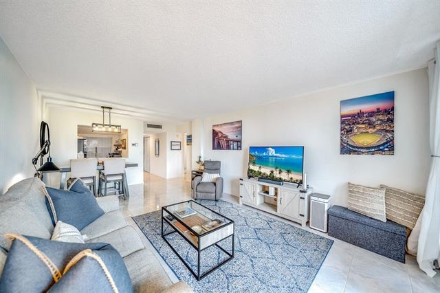 5 of 26 - 3581 S Ocean Boulevard 3b, South Palm Beach, FL
