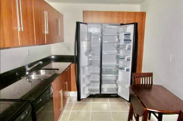 5 of 23 - 3001 S Ocean Dr 207, Hollywood, FL