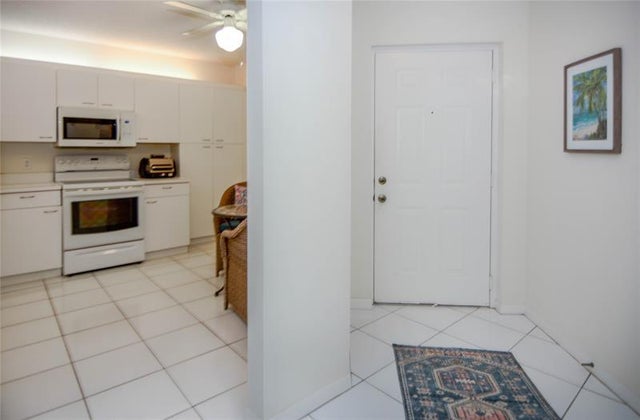 4 of 52 - 5147 Europa Dr B, Boynton Beach, FL