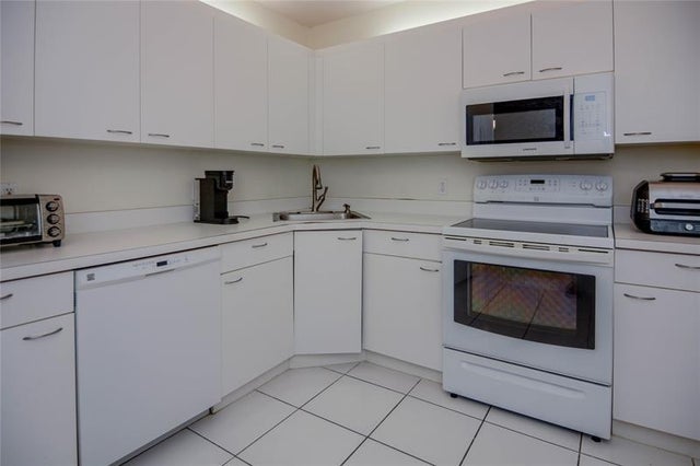 5 of 52 - 5147 Europa Dr B, Boynton Beach, FL
