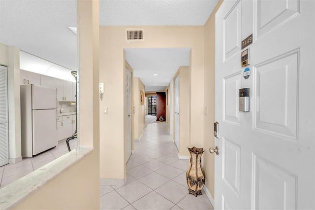 3 of 84 - 7449 Fairfax Dr 211, Tamarac, FL