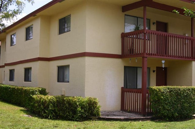 2 of 6 - 2070 Nw 43rd Ter 3, Lauderhill, FL