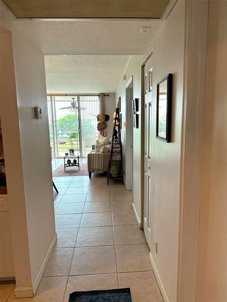 2 of 26 - 9230 Lagoon Pl 408, Davie, FL