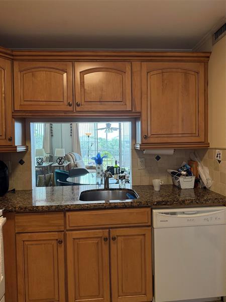 5 of 26 - 9230 Lagoon Pl 408, Davie, FL