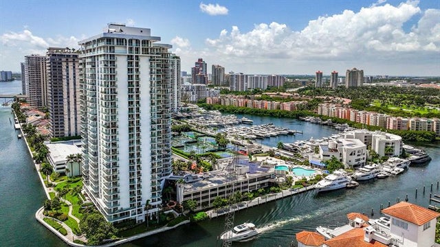 1 of 84 - 19707 Turnberry Way Ts-2, Aventura, FL