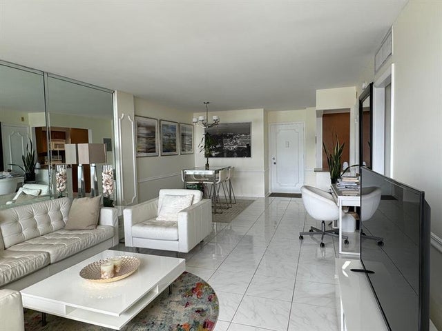 5 of 42 - 305 N Pompano Beach Blvd 1006, Pompano Beach, FL