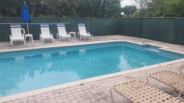 5 of 28 - 3910 Crystal Lake Dr 403, Deerfield Beach, FL