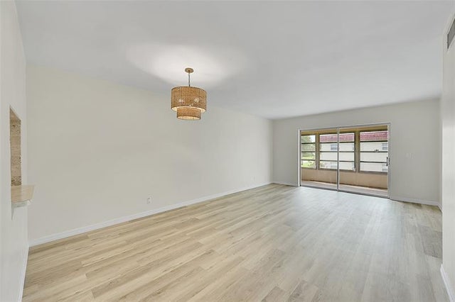 3 of 42 - 23 Abbey Ln 202, Delray Beach, FL