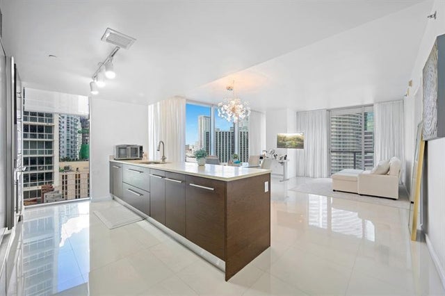 4 of 20 - 475 Brickell Ave 1815, Miami, FL