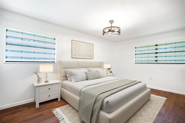 4 of 40 - 927 Ne 199 Street 202, Miami, FL