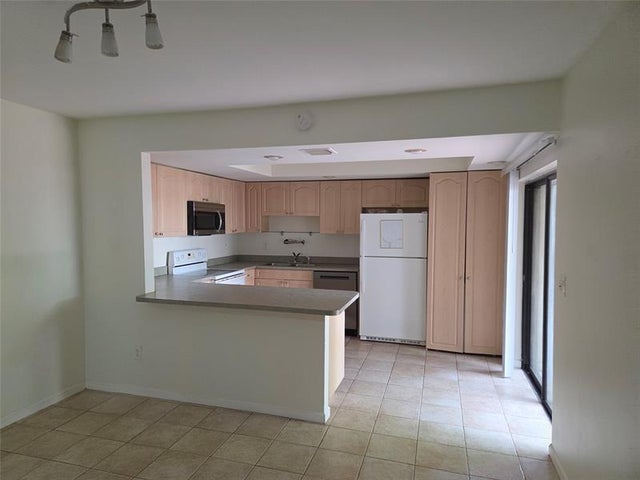 3 of 36 - 12077 Regal Ct 12077, Wellington, FL