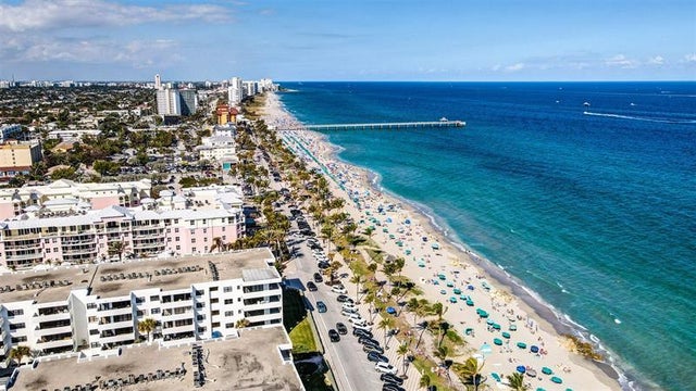 2 of 96 - 330 Se 20 Ave 421, Deerfield Beach, FL